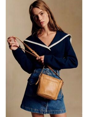 MARGOT NEW YORK Cloud Soft Leather Iris Small Bucket Crossbody Tan